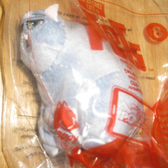 McDonald's Secret Life of Pets Chloe - Picture 1 of 2